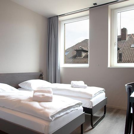 Meininger Hotel Bremen Hauptbahnhof Экстерьер фото