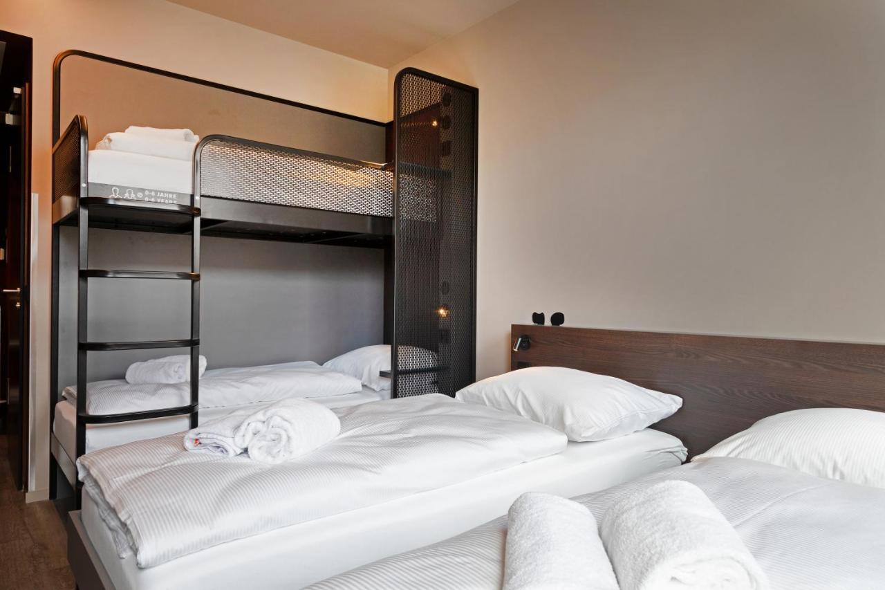 Meininger Hotel Bremen Hauptbahnhof Экстерьер фото