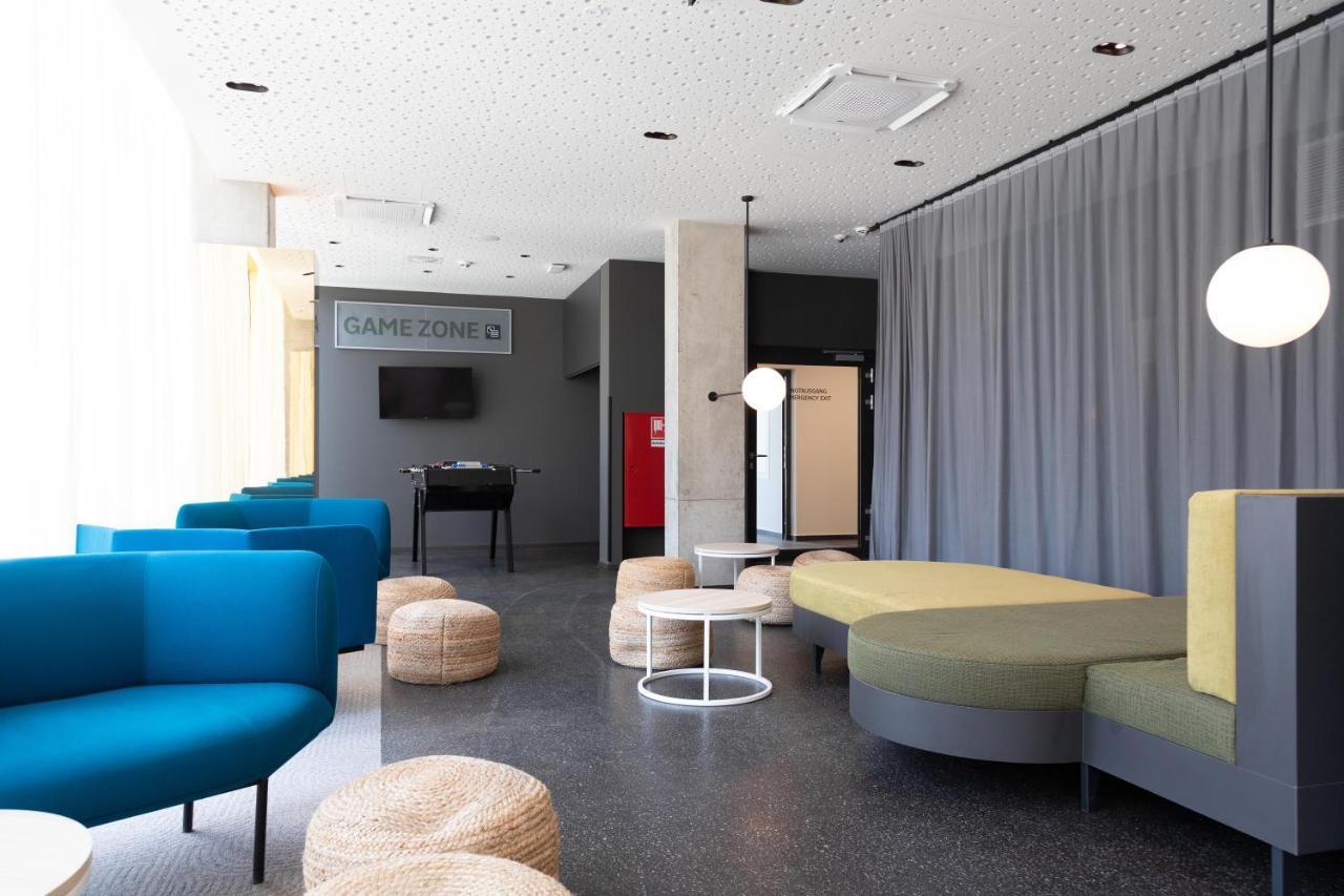Meininger Hotel Bremen Hauptbahnhof Экстерьер фото